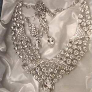 Stainless Steel White Crystal Necklace Set